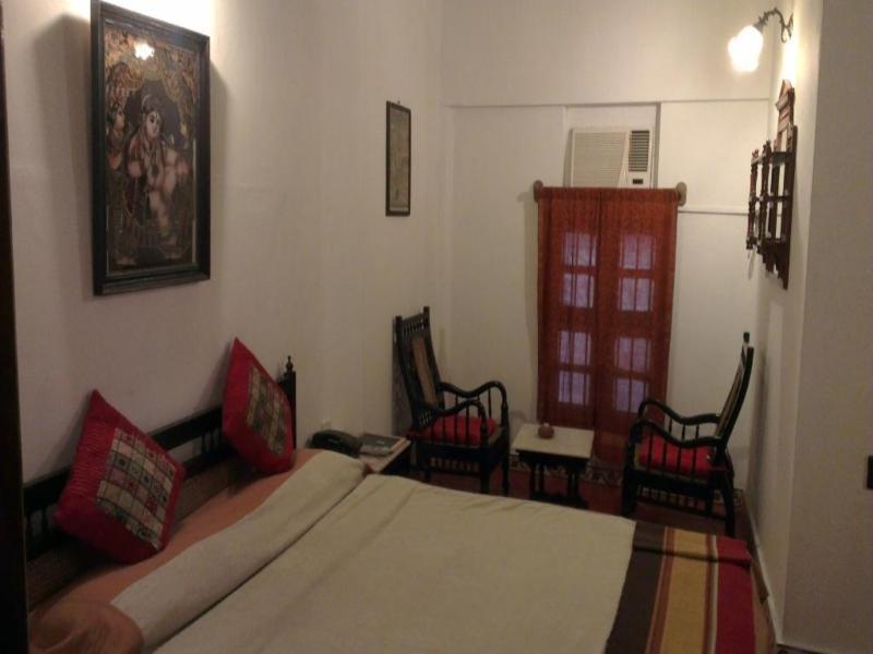 Indeco Hotels Swamimalai Кумбаконам Экстерьер фото